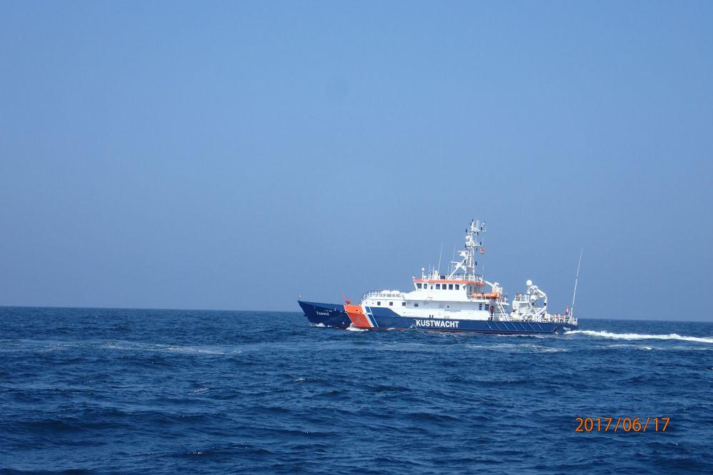 Mutterschiff Küstwacht